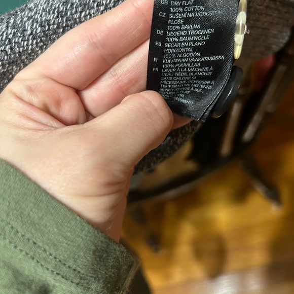 H&M Double Breasted Collared Grey Cardigan Knit Sweater Women's Size Small - Picture 7 of 9